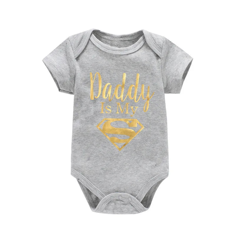Body bébé "Daddy Is My Hero" imprimé doré - Barboteuse amusante pour nouveau-né fille et garçon